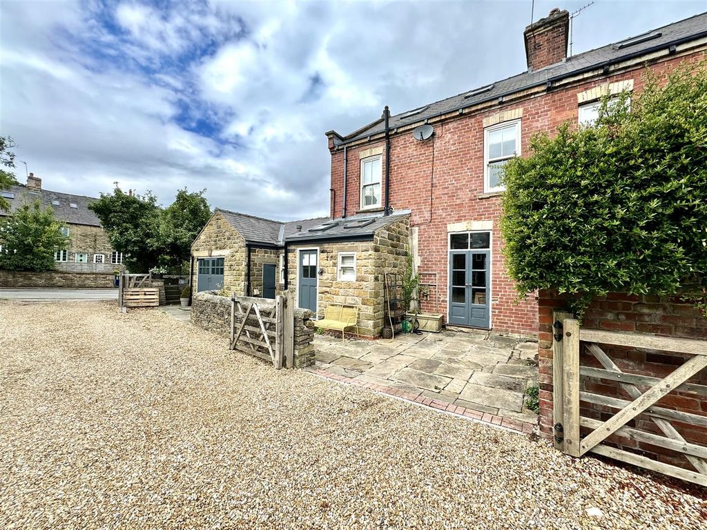 Property photo 1 of 21 Tempimageuns1Ko.Jpg