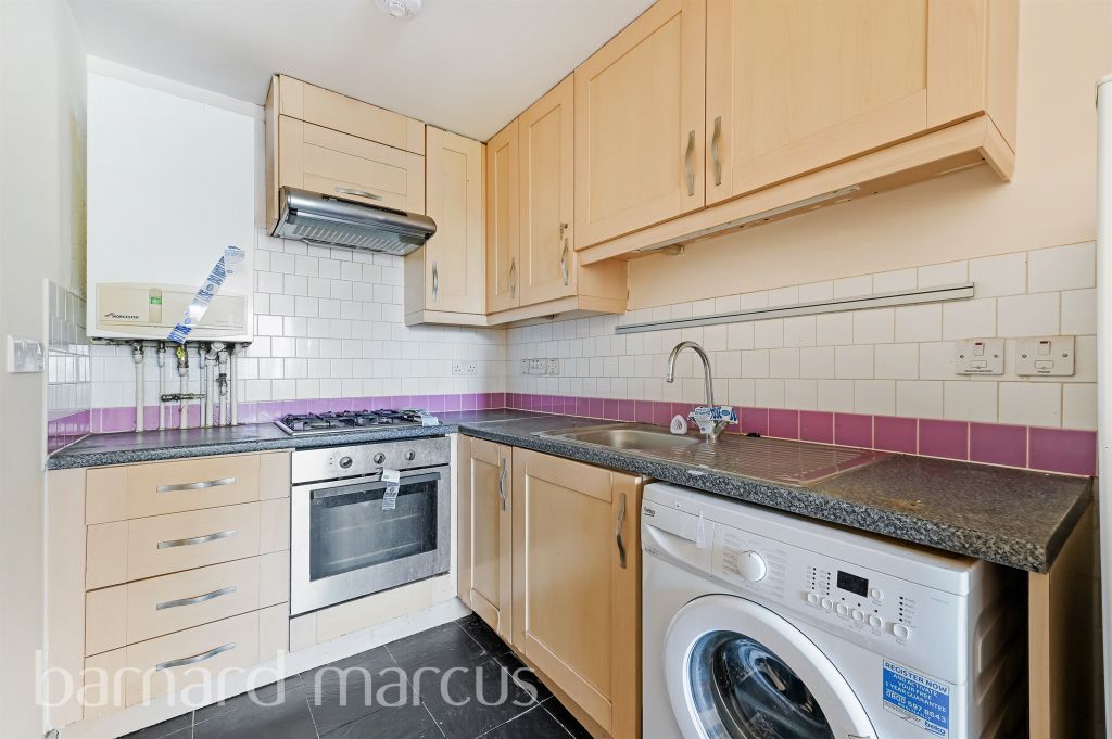 Property photo 3 of 12