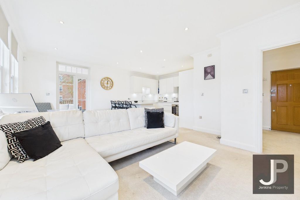 Property photo 2 of 12 Cam01632G0-Pr0248-Still005.Jpg