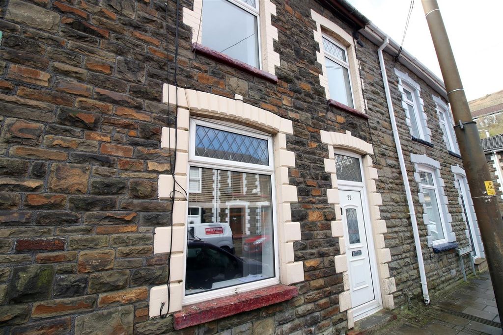 Additional image 4 of 3 bed semi-detached house to rentWhitting Street Porth, Porth CF39