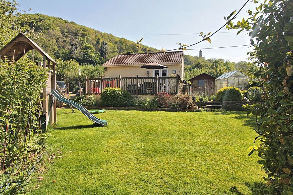 Property photo 3 of 22