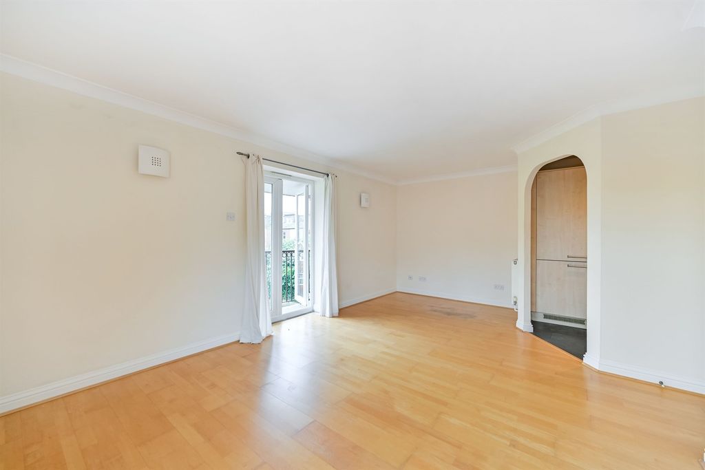 Property photo 3 of 11 Living Area