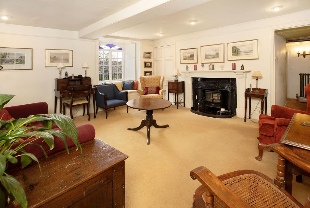 Property photo 3 of 22 Image