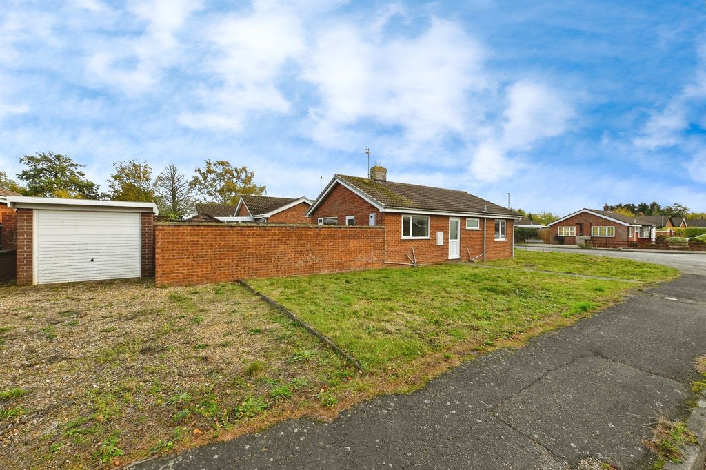 Property photo 2 of 15