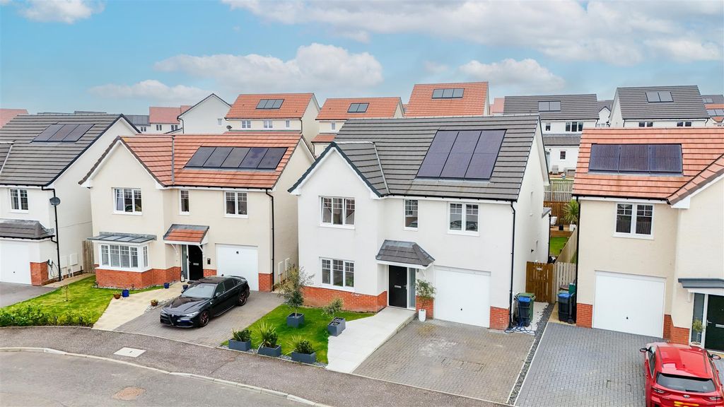 Property photo 1 of 38 External