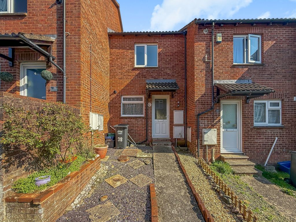 Property photo 1 of 11