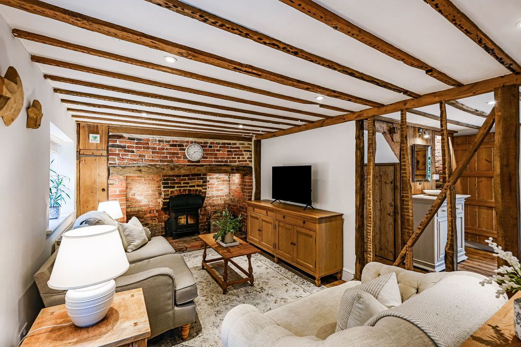 Property photo 3 of 26