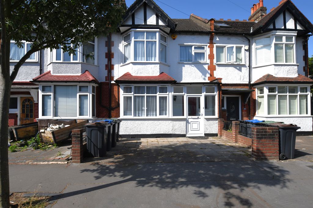 Property photo 1 of 14