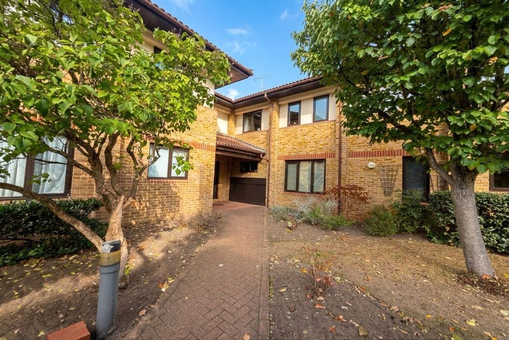 Property photo 1 of 11 Picture No. 15