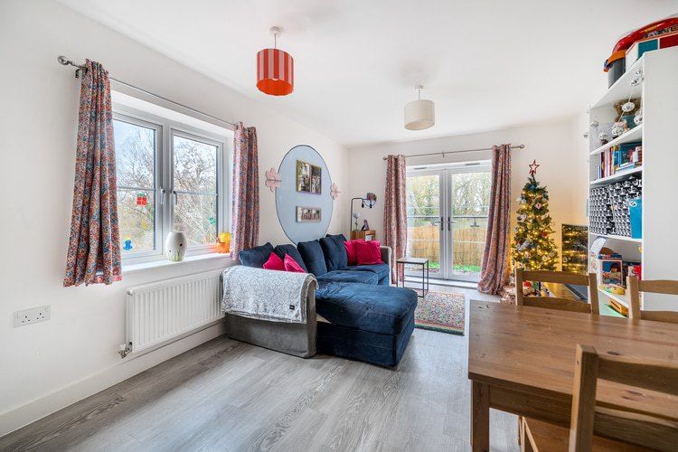 Property photo 2 of 19