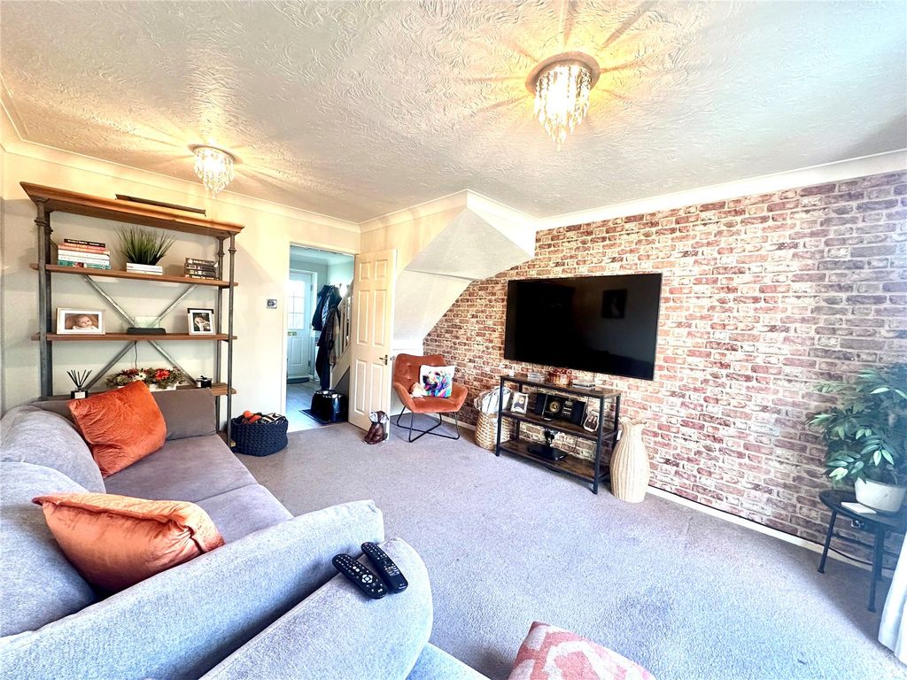 Property photo 3 of 9 Picture No. 05