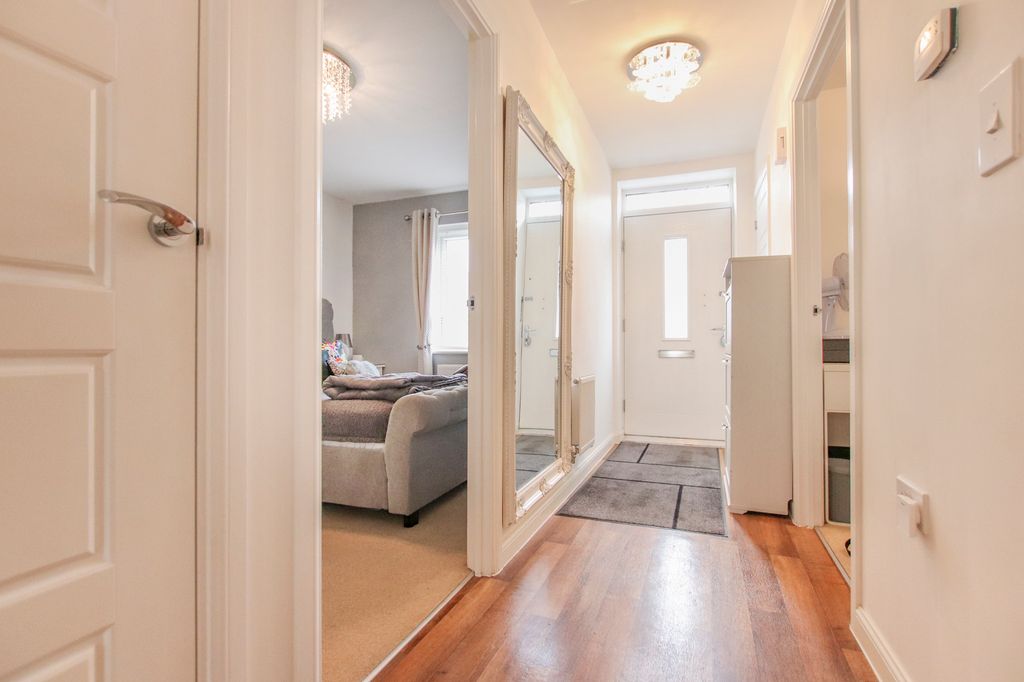 Property photo 3 of 13 Img_6237