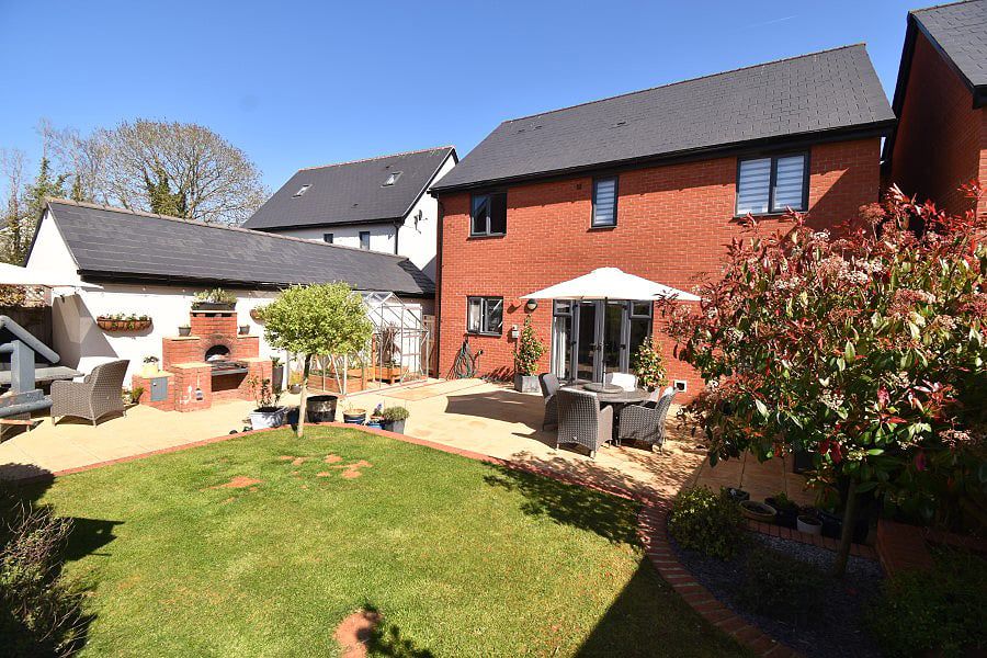 Property photo 3 of 24