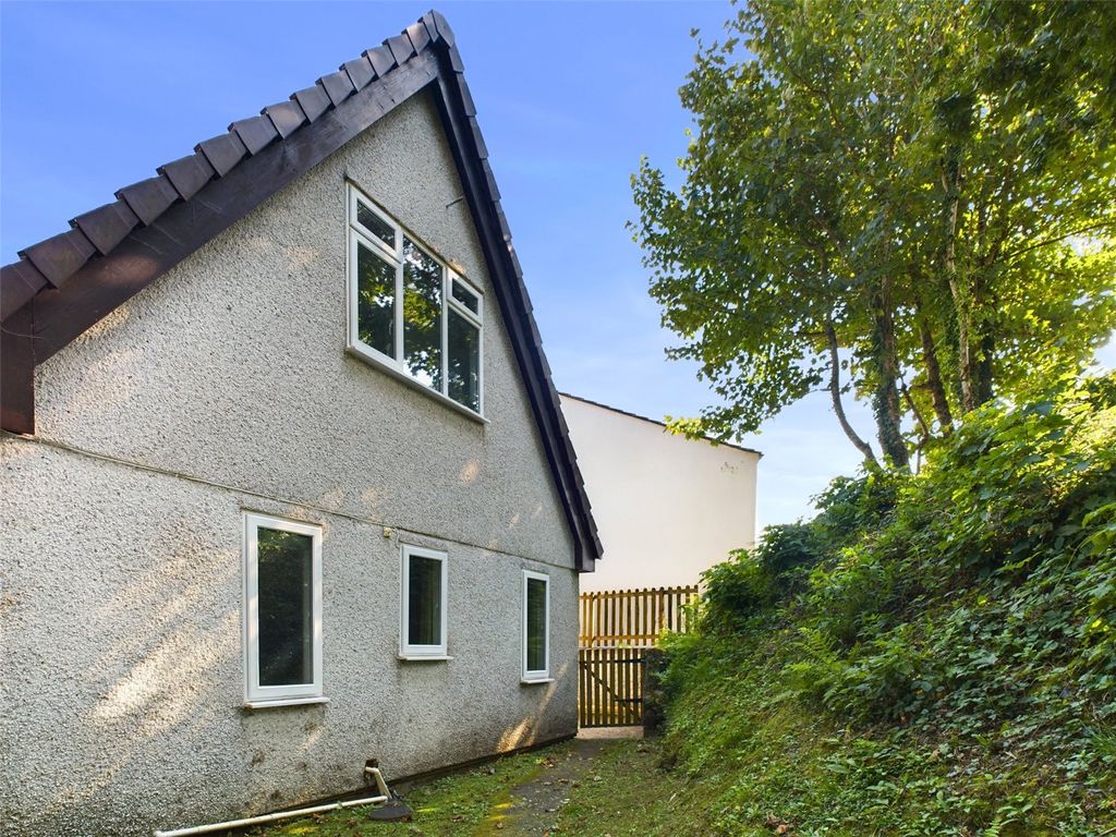 Property photo 2 of 11 Frontae