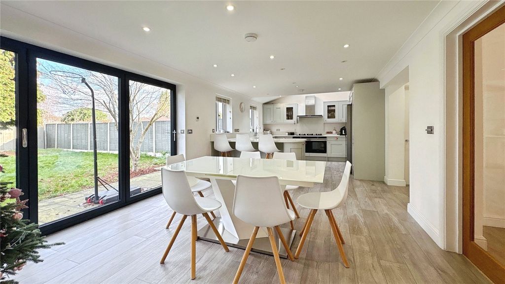 Property photo 2 of 19 Picture No. 05