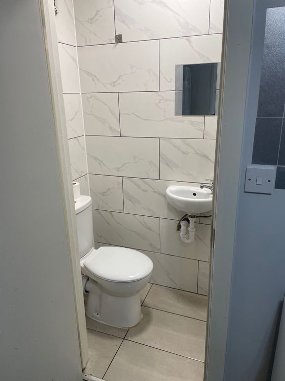 Property photo 2 of 3