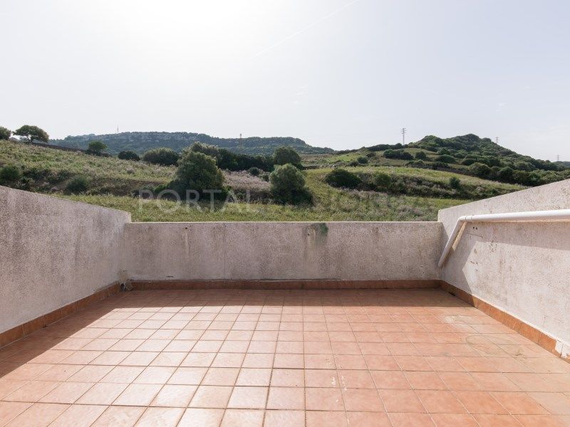 Property photo 2 of 34
