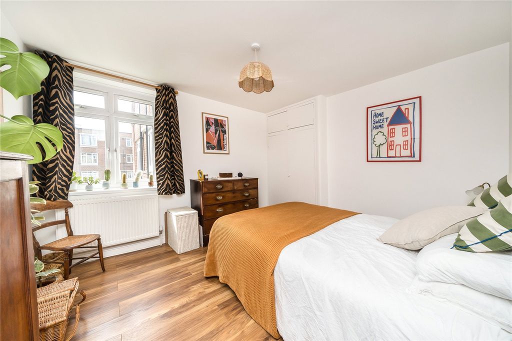 Property photo 3 of 12 Picture No. 08