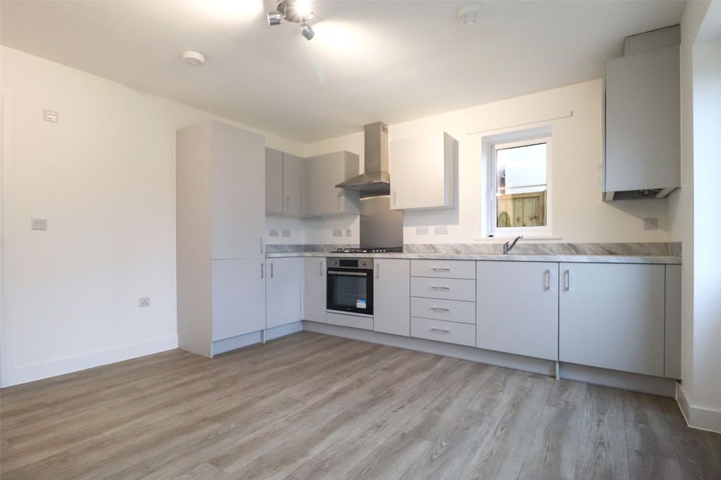Property photo 2 of 10 Picture No. 06