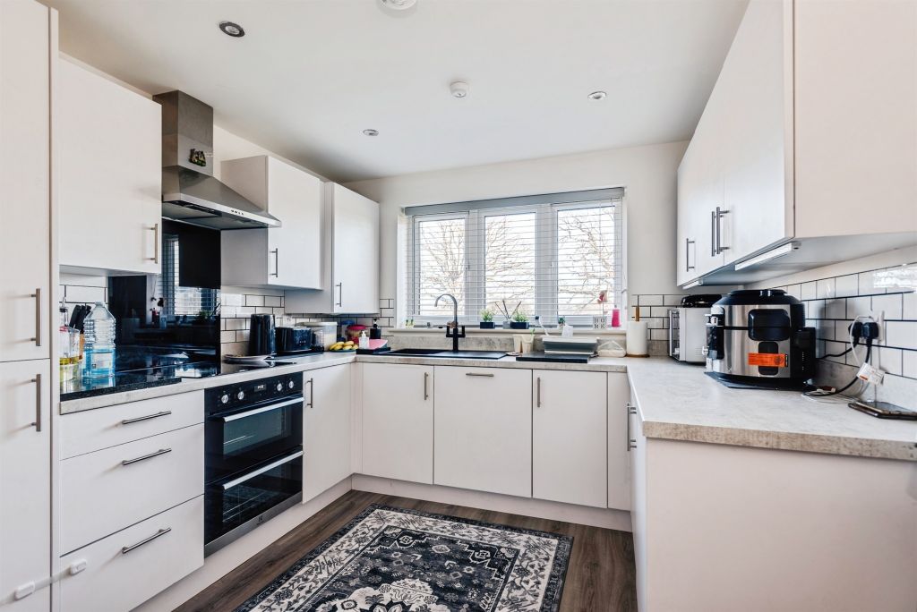 Property photo 2 of 22