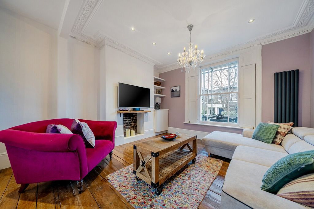 Property photo 1 of 24 Picture No. 01