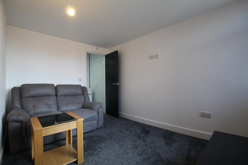 Property photo 2 of 6 Img_6396.Jpg