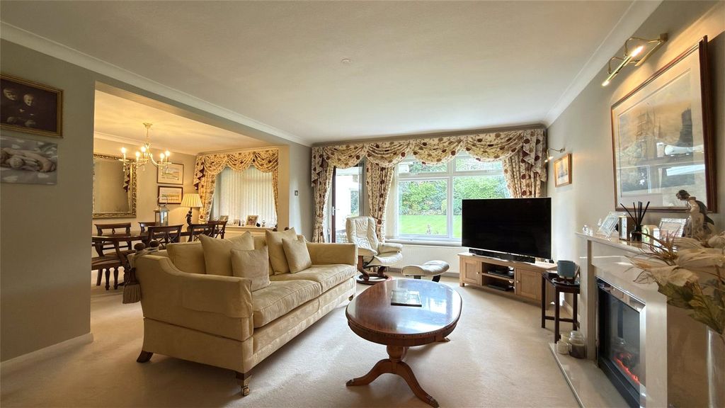 Property photo 2 of 12 Picture No. 10