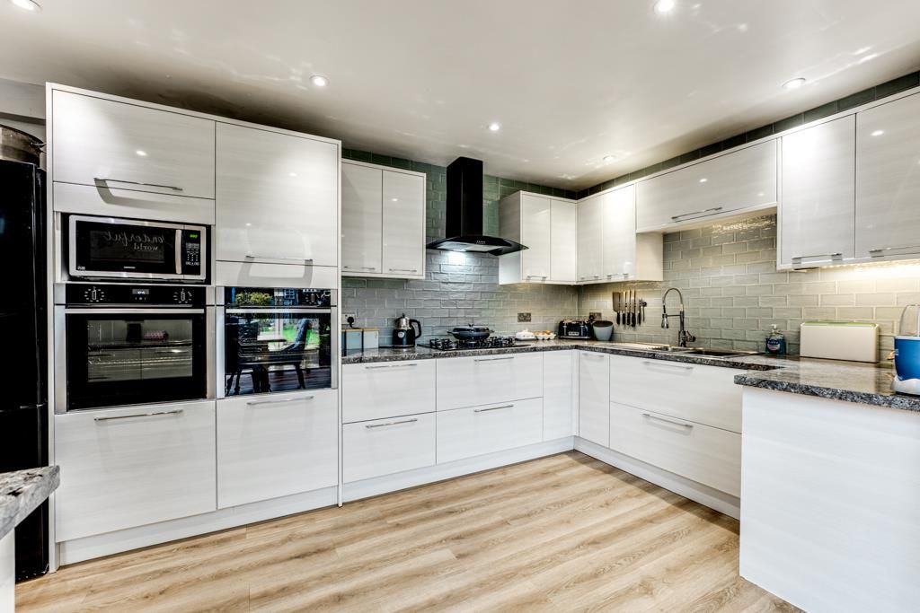 Property photo 3 of 37 43 Ribblesdale Avenue, Corby -21.Jpg