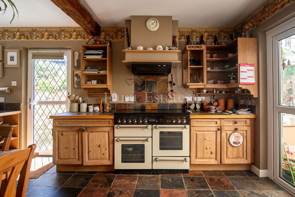 Property photo 3 of 21 Not Specified