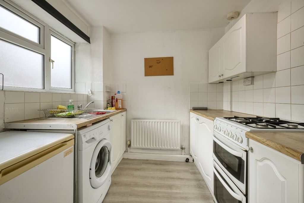 Property photo 3 of 11 Picture 3