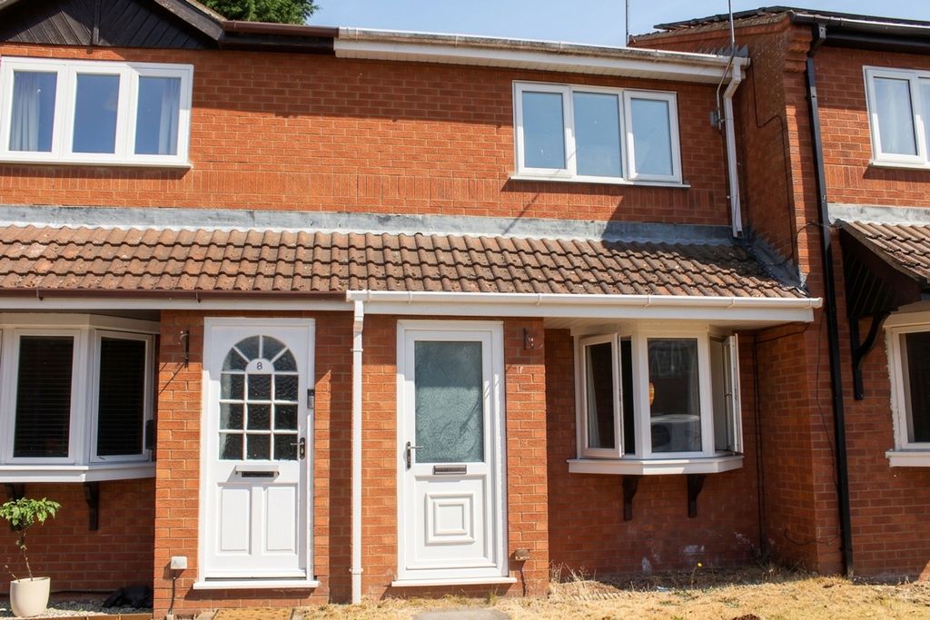 Property photo 1 of 11 Front