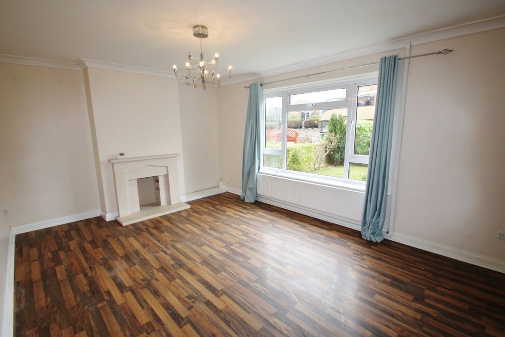 Property photo 2 of 12 Img_9830