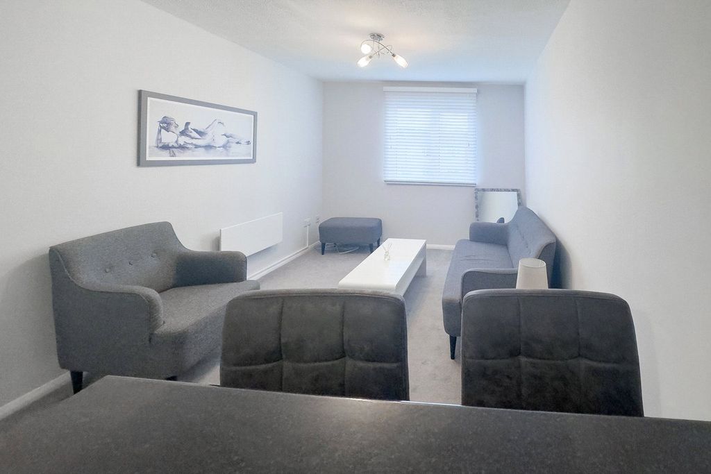 Property photo 1 of 8 Picture No. 06
