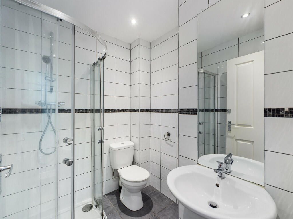 Property photo 1 of 4