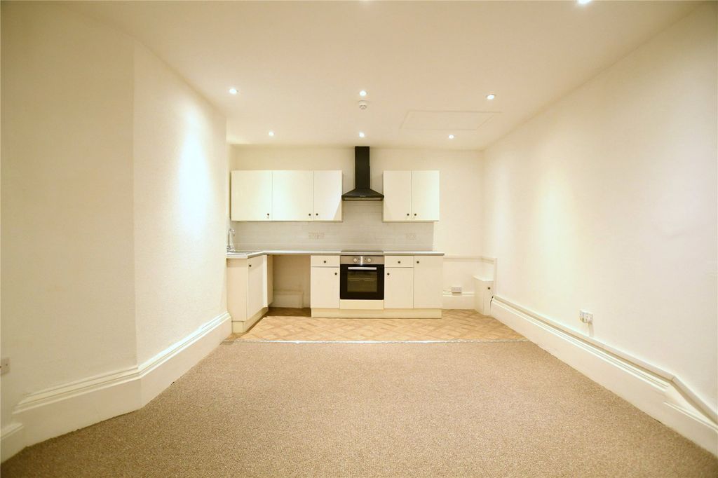 Property photo 3 of 10 Picture No. 11