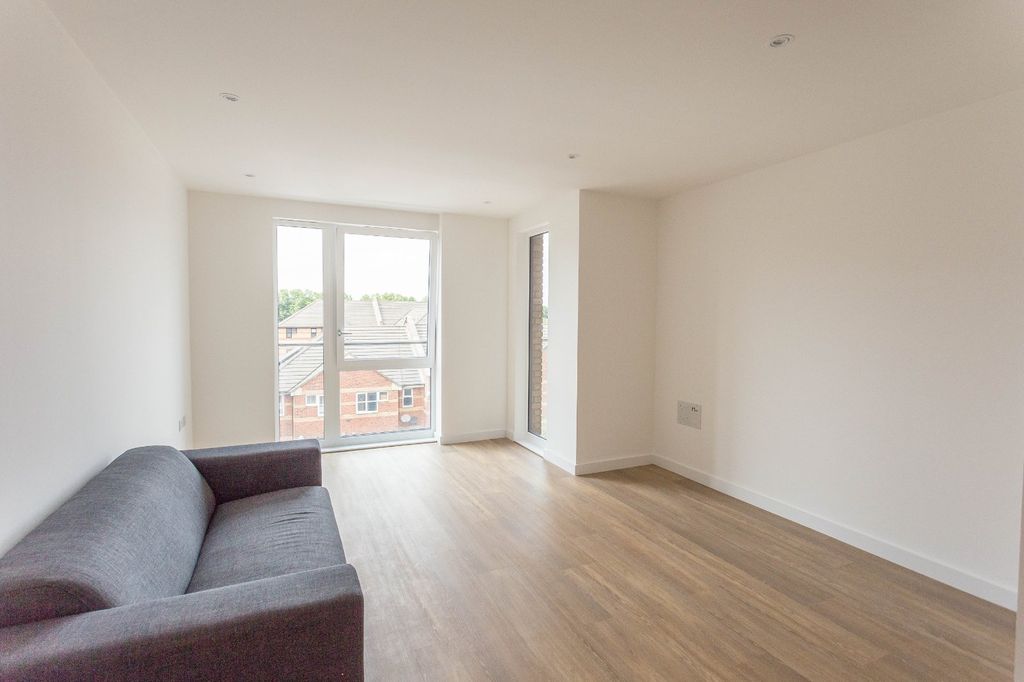 Property photo 3 of 13 Photo 13