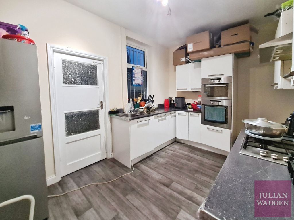 Property photo 2 of 8 Picture No. 04