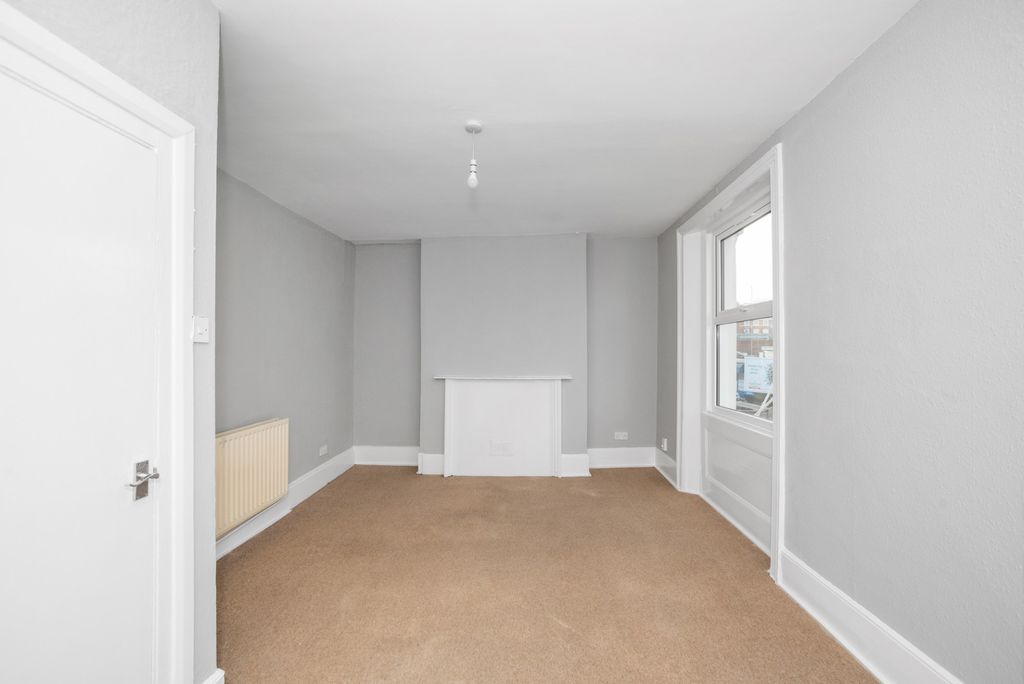 Property photo 2 of 14 Photo 1