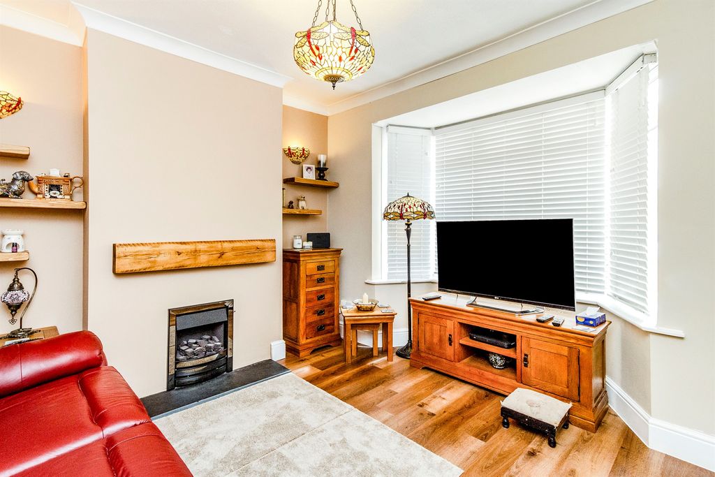 Property photo 3 of 15