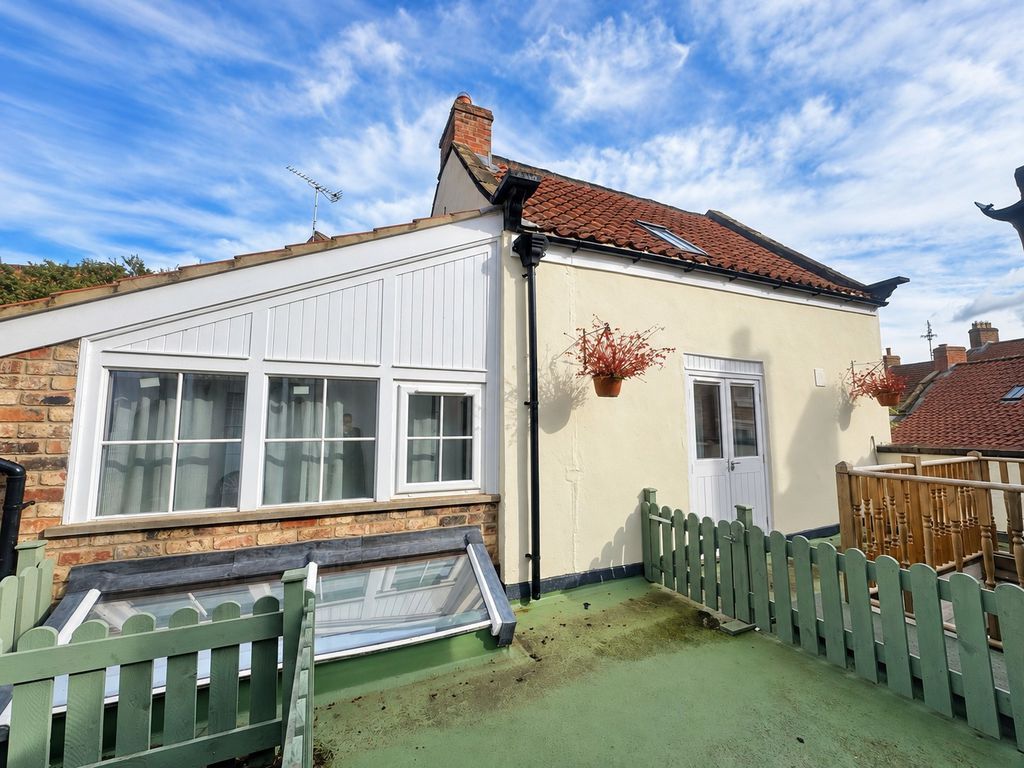 Property photo 1 of 17 Photo 17