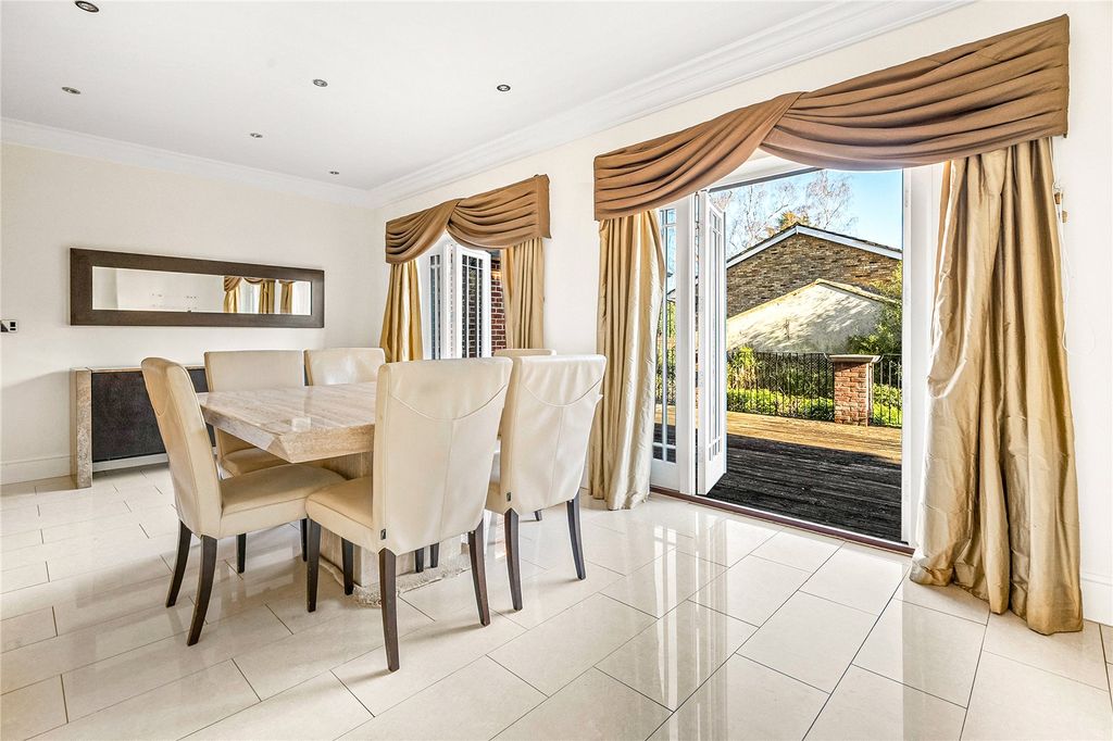 Property photo 3 of 47 Picture No. 05