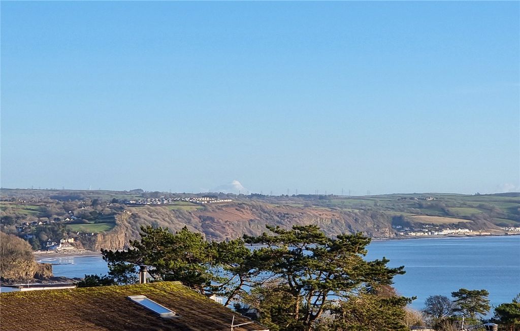 Property photo 2 of 17 Picture No. 19