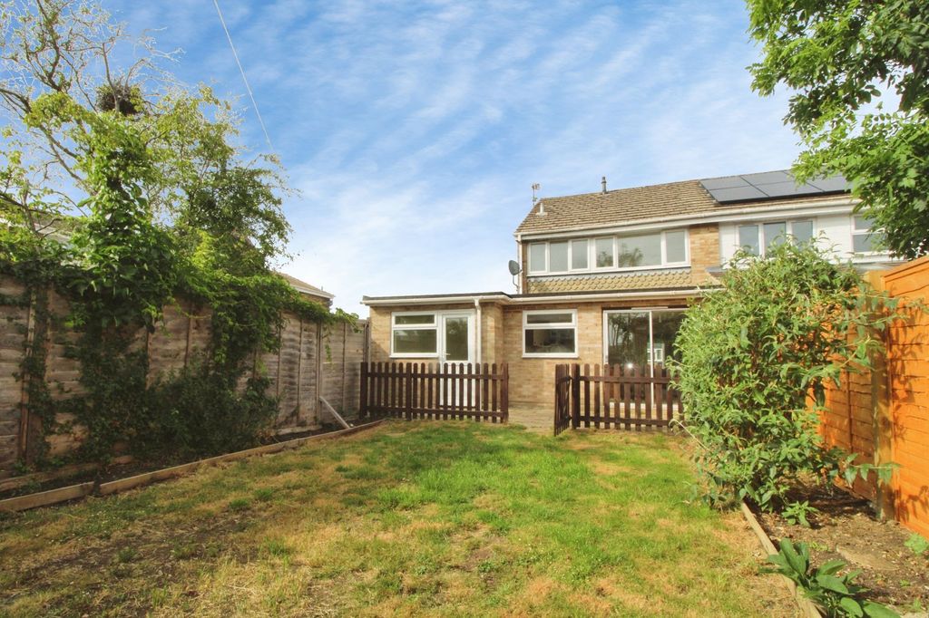 Property photo 1 of 12