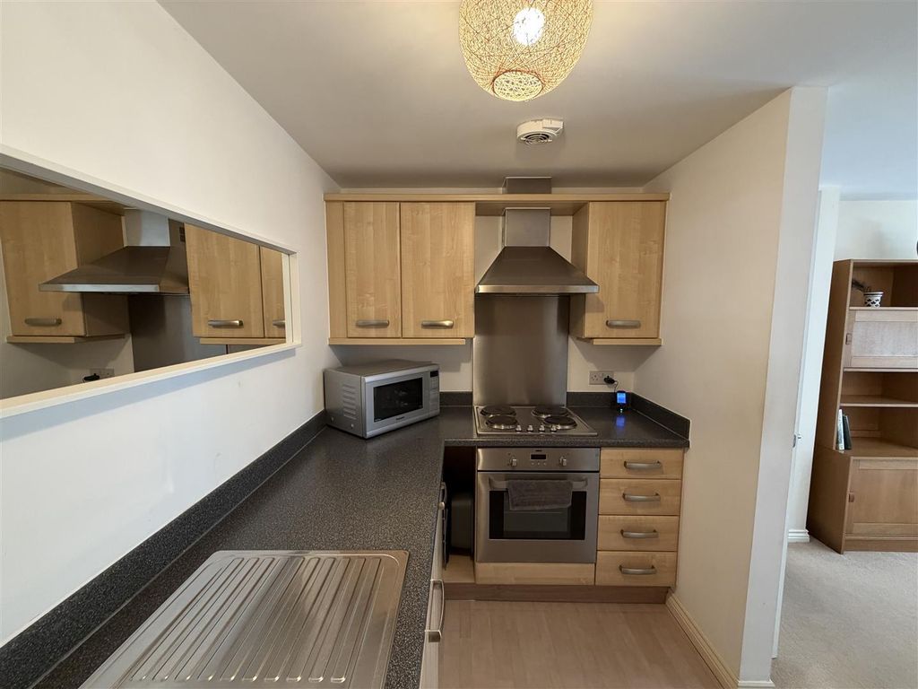 Property photo 3 of 18 20260424_131256716_Ios.Jpg