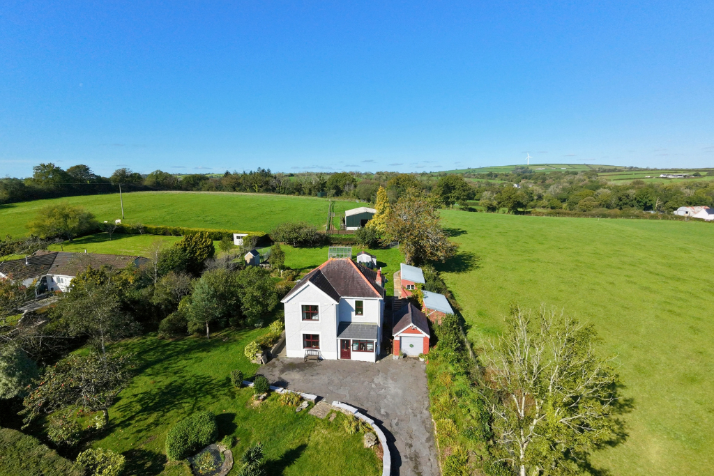 Property photo 1 of 71