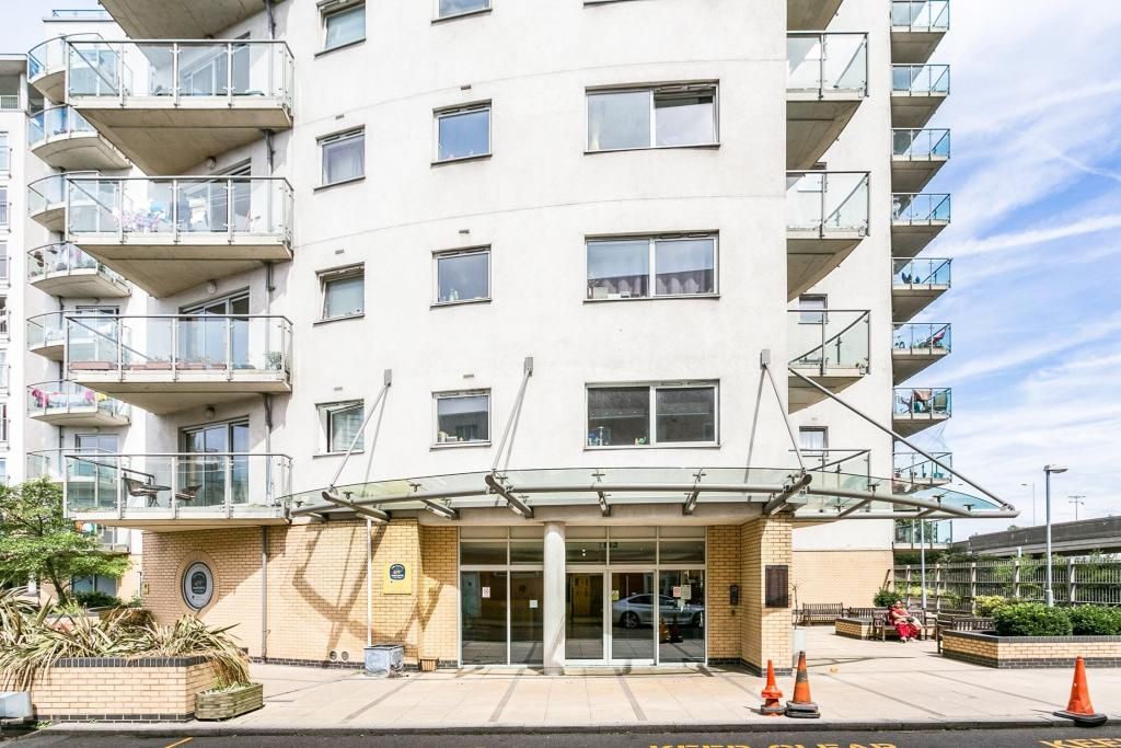 Property photo 1 of 12