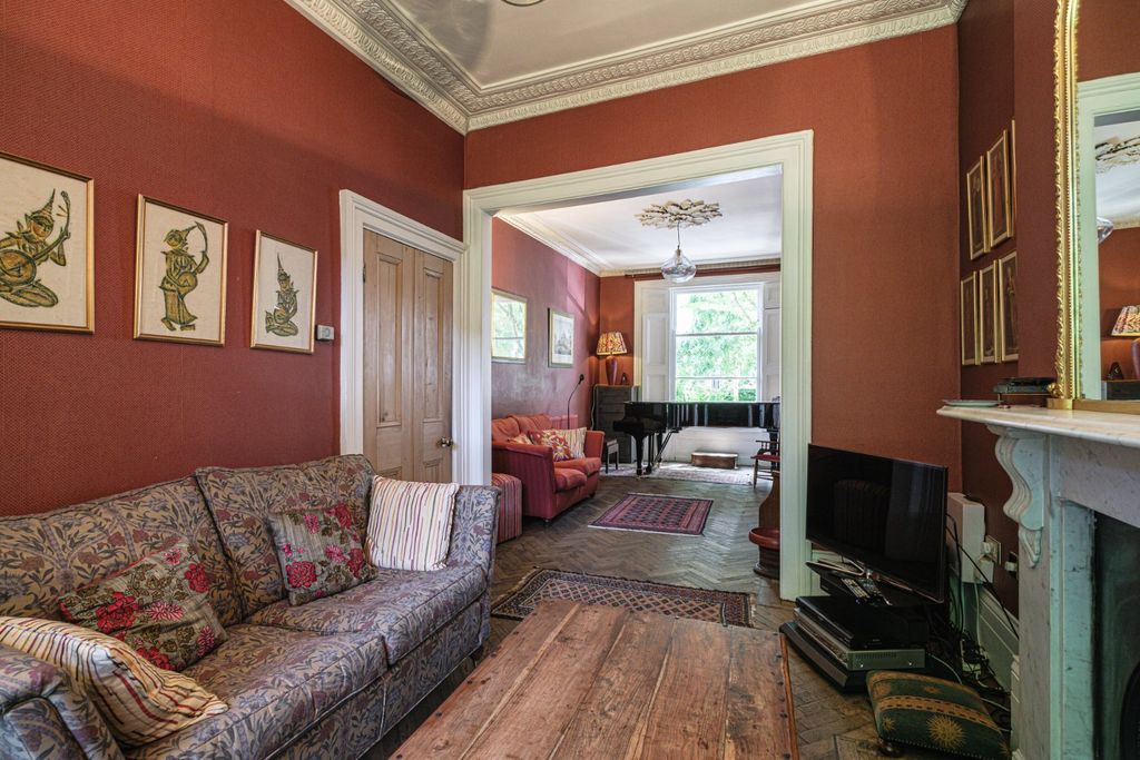 Additional image 10 of 5 bed terraced house for saleEllington Street, Islington N7