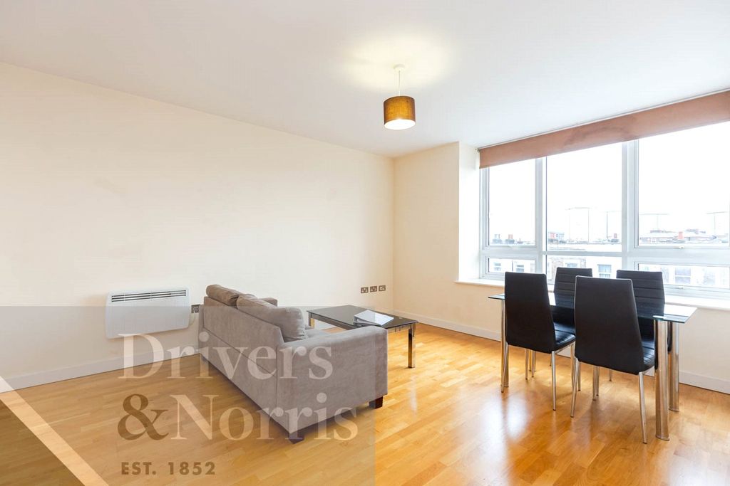 Property photo 1 of 10 Picture No. 17
