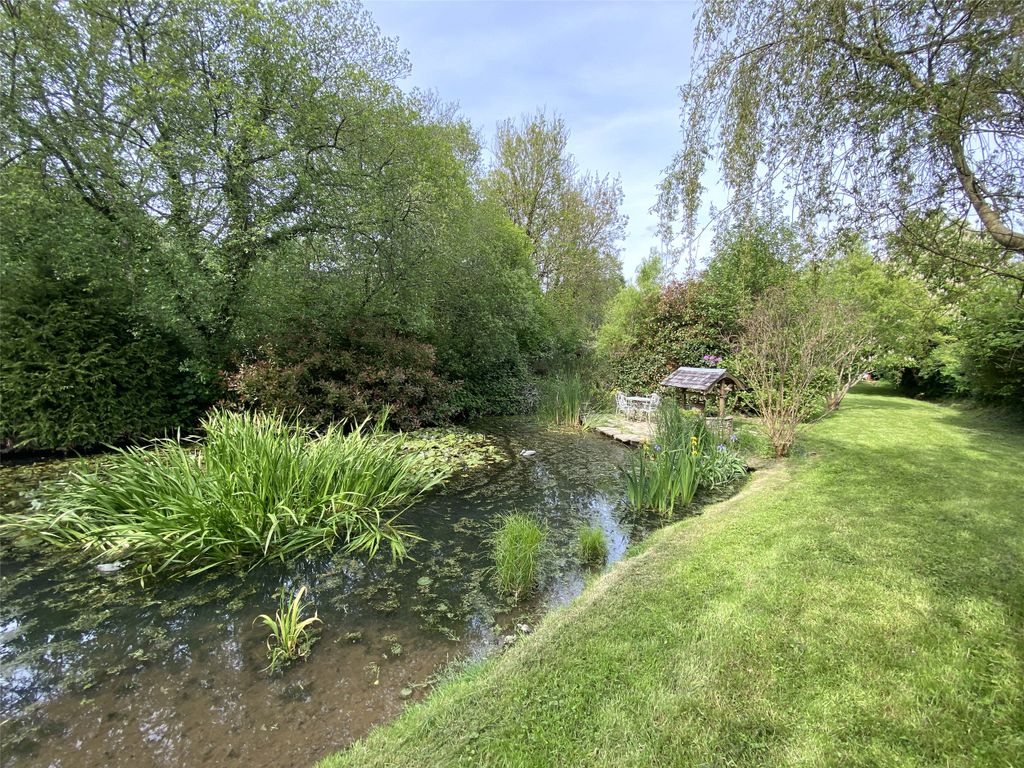 Property photo 2 of 18 Picture No. 02