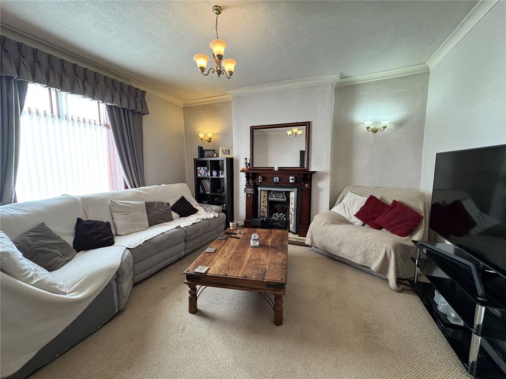 Property photo 3 of 23 Picture No. 55